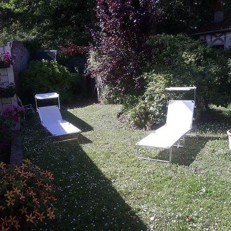 Gite Au Bord Du Lac Montville Bagian luar foto